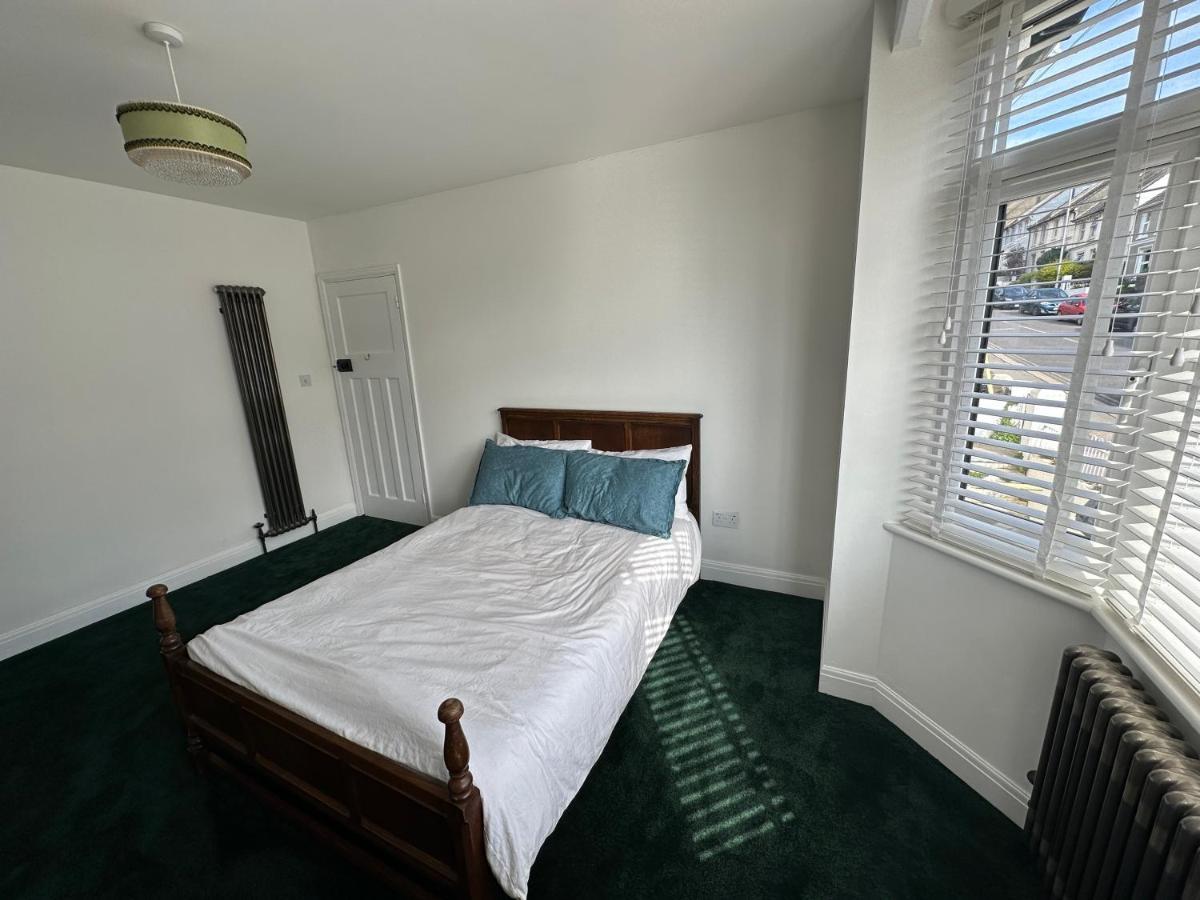 Holiday home Stylish Unique 3 Bedroom House