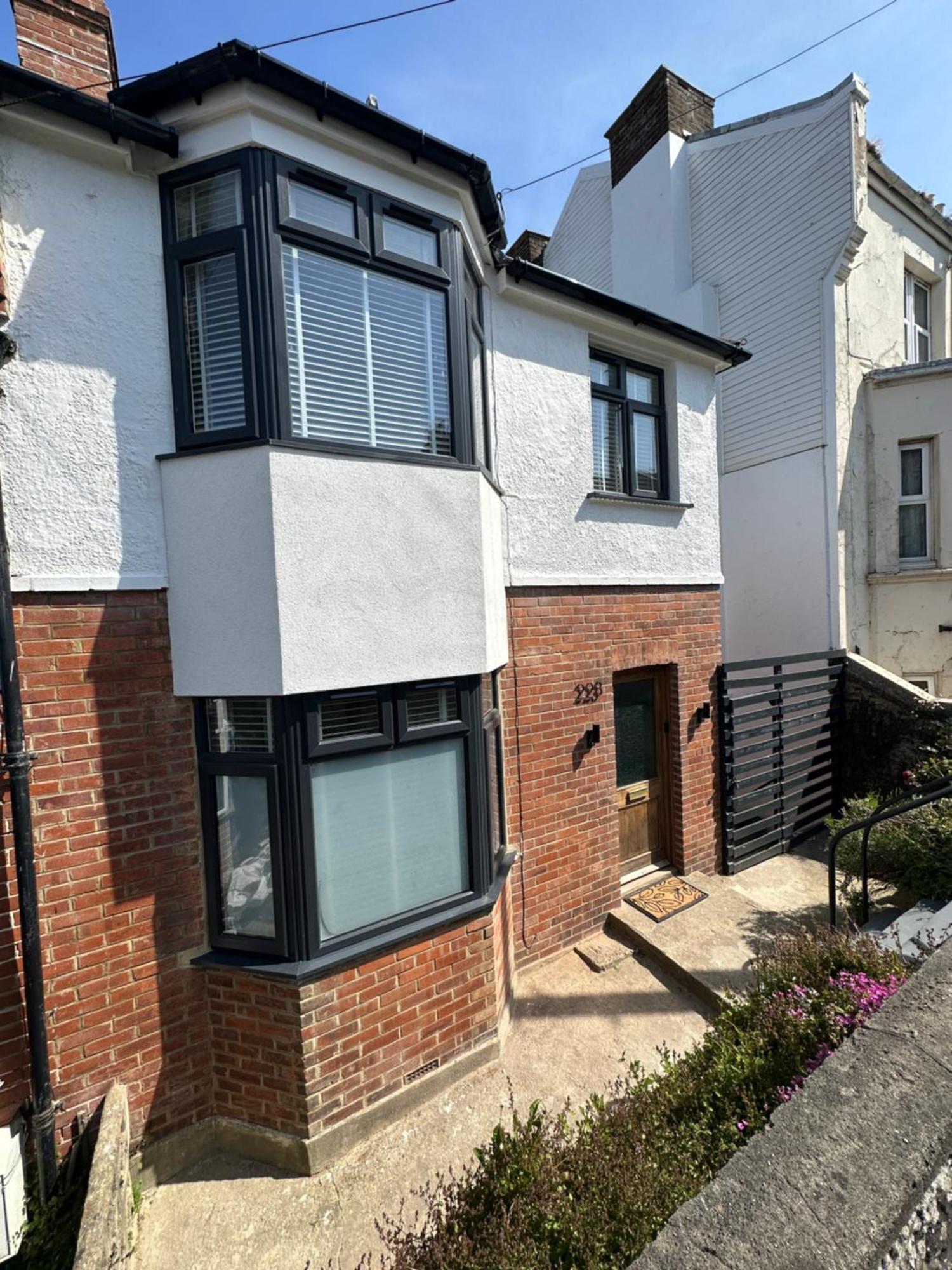 Stylish Unique 3 Bedroom House Hastings